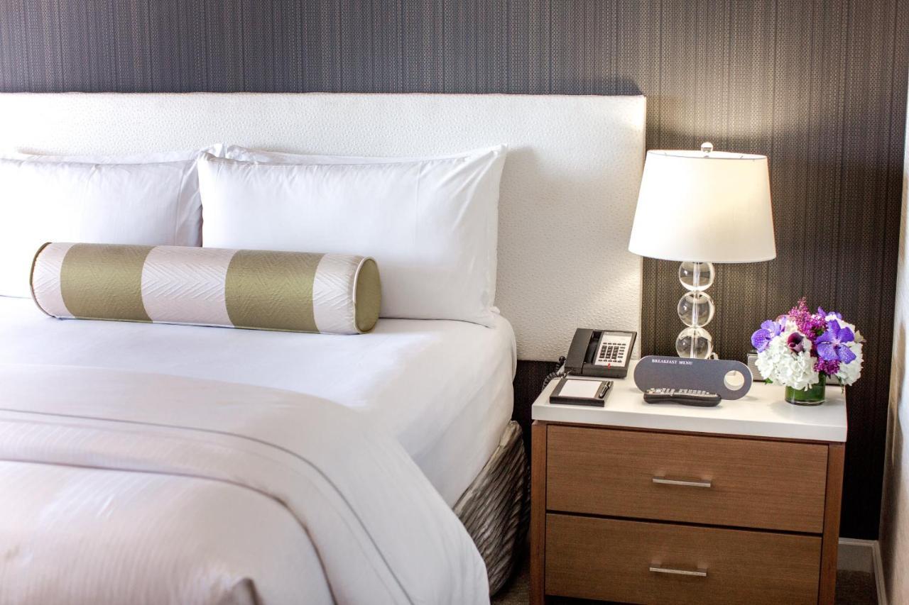 Hotel Intercontinental Angeles Century At Beverly Hills 4*